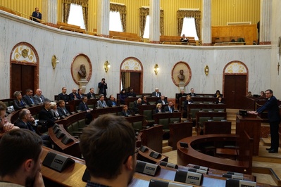 Uczestnicy konferencji naukowej „Zbrodnie stanu wojennego – aspekty prawne”.