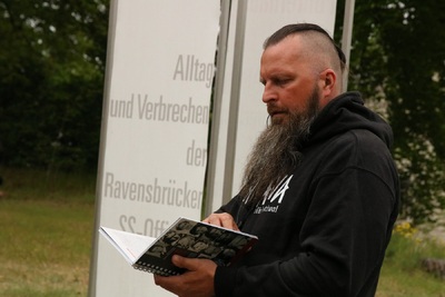 Wyjazd finalistów konkursu „W kręgu pamięci i prozy lagrowej więźniarek KL Ravensbrück”. Fot. Urszula Gierasimiuk/IPN