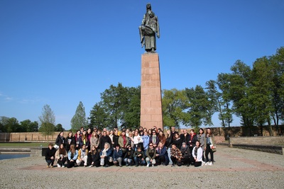 Wyjazd finalistów konkursu „W kręgu pamięci i prozy lagrowej więźniarek KL Ravensbrück”. Fot. Urszula Gierasimiuk/IPN