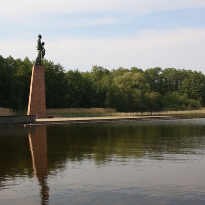 Wyjazd finalistów konkursu „W kręgu pamięci i prozy lagrowej więźniarek KL Ravensbrück”. Fot. Urszula Gierasimiuk/IPN