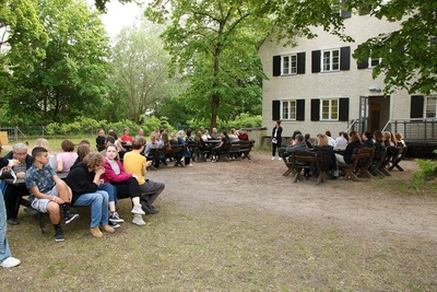 Wyjazd finalistów konkursu „W kręgu pamięci i prozy lagrowej więźniarek KL Ravensbrück”. Fot. Urszula Gierasimiuk/IPN