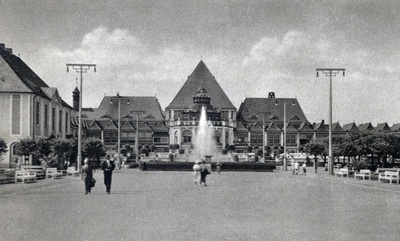 Dom zdrojowy w Sopocie, prawdopodobnie okres dwudziestolecia międzywojennego (wydawnictwo G. Kelting z Gdańska; IPN Ka 023/2447, t. 2)