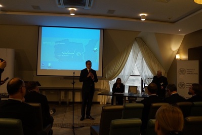 Uroczyste otwarcie konferencji z udziałem dr. Jarosława Szarka, prezesa IPN.