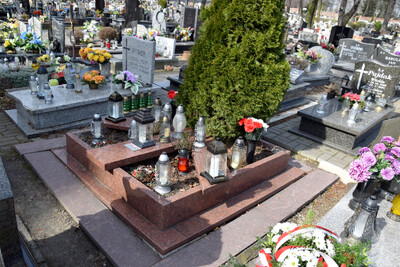 IPN Katowice oddał hołd śp. mjr. Czesławowi Blicharskiemu w 9. rocznicę jego śmierci – Zabrze-Biskupice, 21 marca 2024