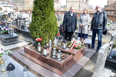 IPN Katowice oddał hołd śp. mjr. Czesławowi Blicharskiemu w 9. rocznicę jego śmierci – Zabrze-Biskupice, 21 marca 2024