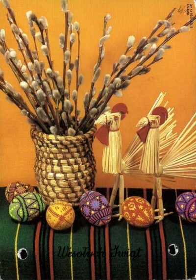 Kartka z życzeniami i zapewnieniem troski o pozostawioną rodzinę, wysłana do Bolesława Stwory, internowanego w obozie odosobnienia w Uhercach, 1982 r. Jako adres podano „socjalistyczny obóz koncentracyjny” (fot. A. Zborski, wyd. Krajowa Agencja Wydawnicza; IPN Ka 036/1651, t. 3)