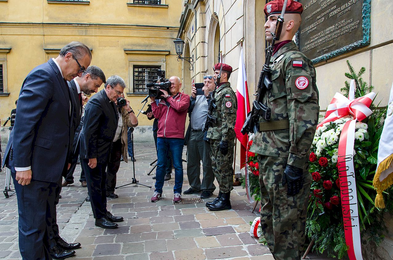 Kraków, 14 września 2019. Odsłonięcie tablicy pamięci ks. Władysława Gurgacza oraz Stefana Balickiego i Stanisława Szajny