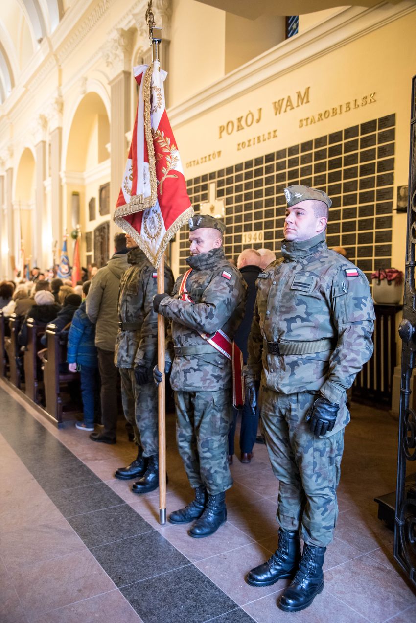 Odsłonięcie tablicy upamiętniającej mjr. pil. ppłk. RAF Stefana Janusa – Kraków, 19 stycznia 2020. Fot. Agnieszka Masłowska (IPN)