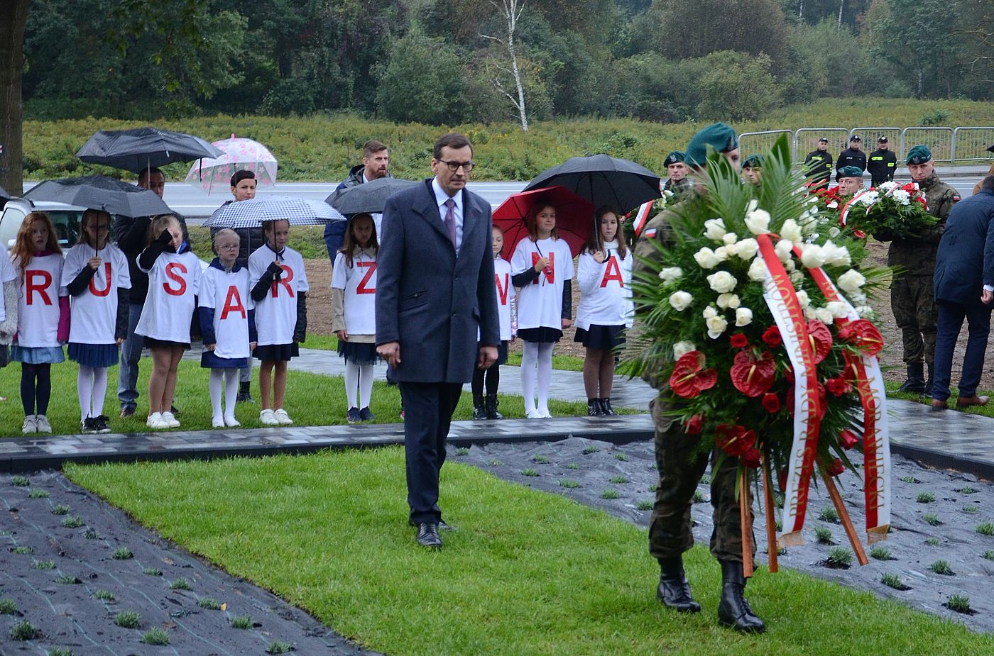 Uroczystości w Pogórskiej Woli. Fot. Jan Wnuk (IPN) Uroczystości w Pogórskiej Woli. Fot. Jan Wnuk (IPN)