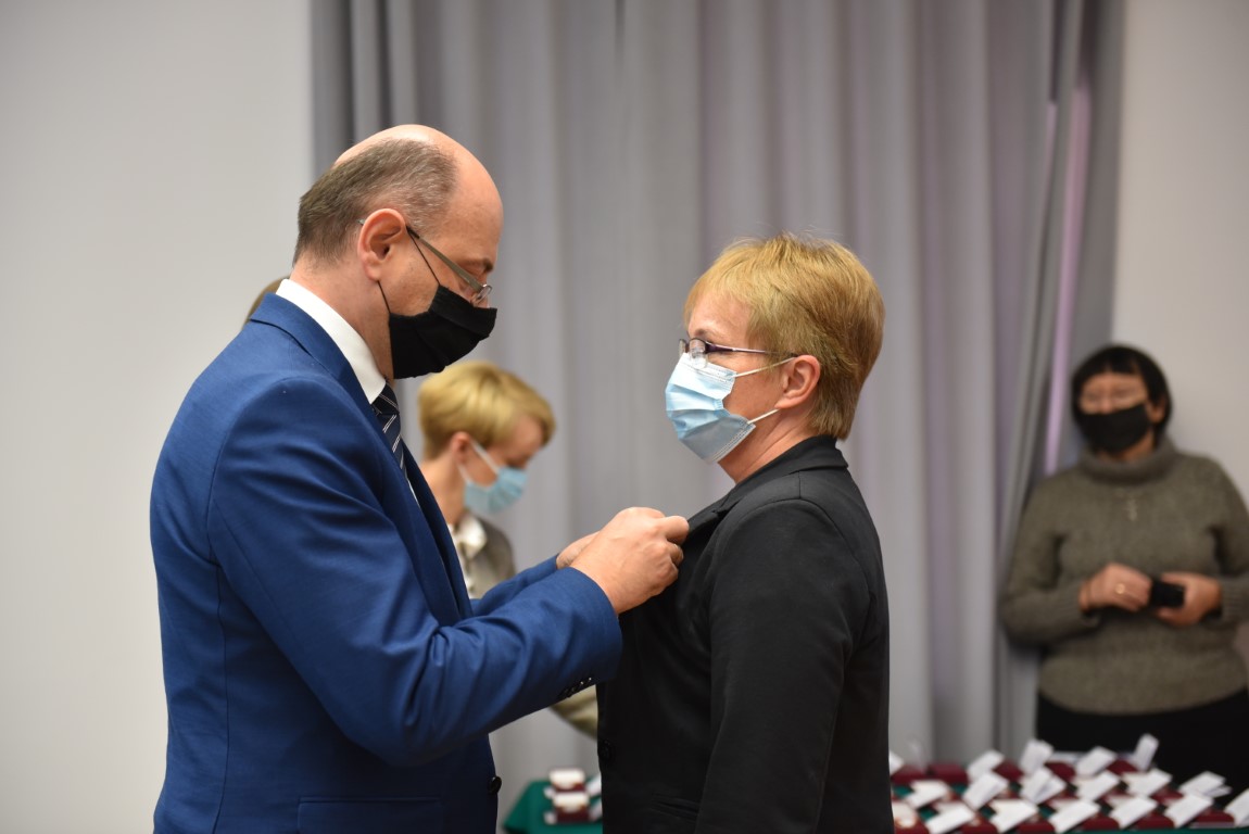 Uroczystość wręczenia Krzyży Wolności i Solidarności w Krakowie – fot. Żaneta Wierzgacz (IPN Kraków) Uroczystość wręczenia Krzyży Wolności i Solidarności w Krakowie – fot. Żaneta Wierzgacz (IPN Kraków)