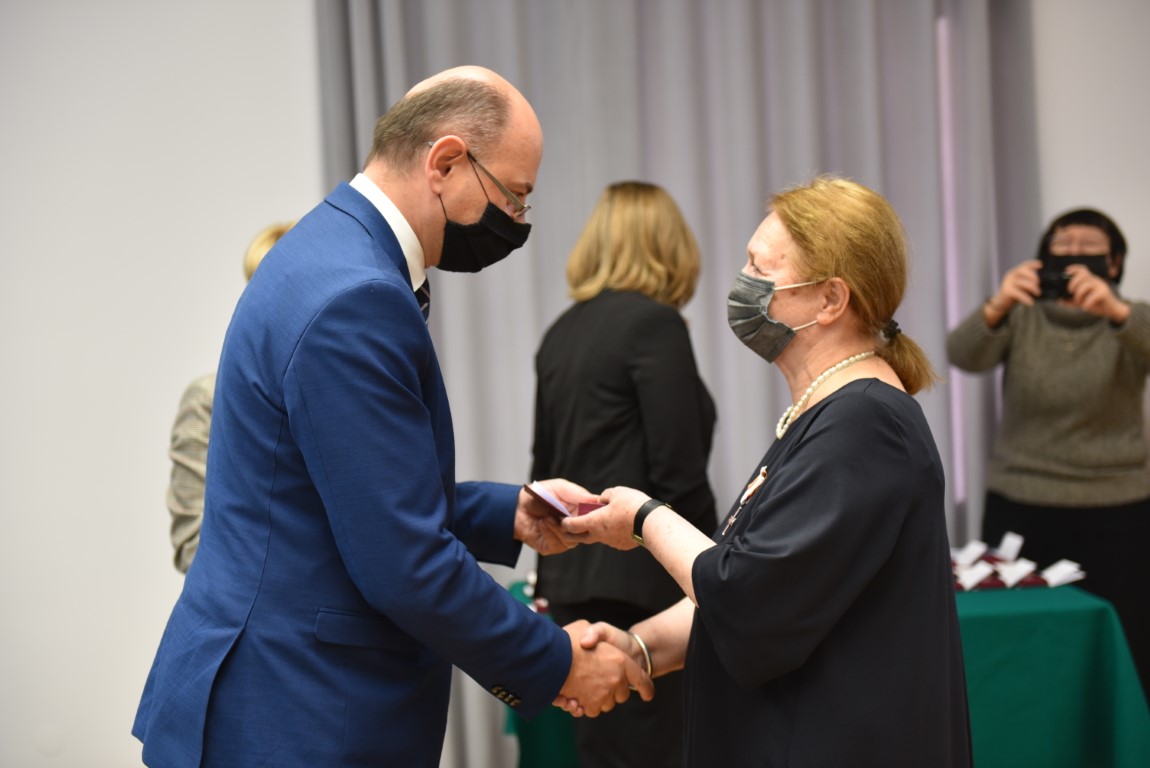 Uroczystość wręczenia Krzyży Wolności i Solidarności w Krakowie – fot. Żaneta Wierzgacz (IPN Kraków) Uroczystość wręczenia Krzyży Wolności i Solidarności w Krakowie – fot. Żaneta Wierzgacz (IPN Kraków)