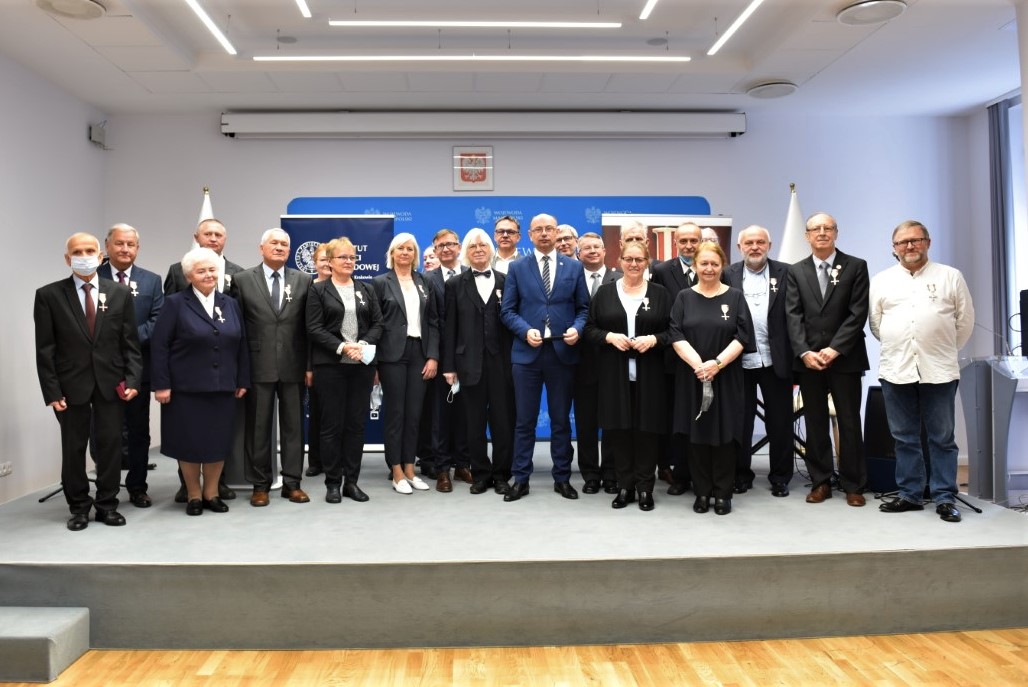 Uroczystość wręczenia Krzyży Wolności i Solidarności w Krakowie – fot. Żaneta Wierzgacz (IPN Kraków) Uroczystość wręczenia Krzyży Wolności i Solidarności w Krakowie – fot. Żaneta Wierzgacz (IPN Kraków)