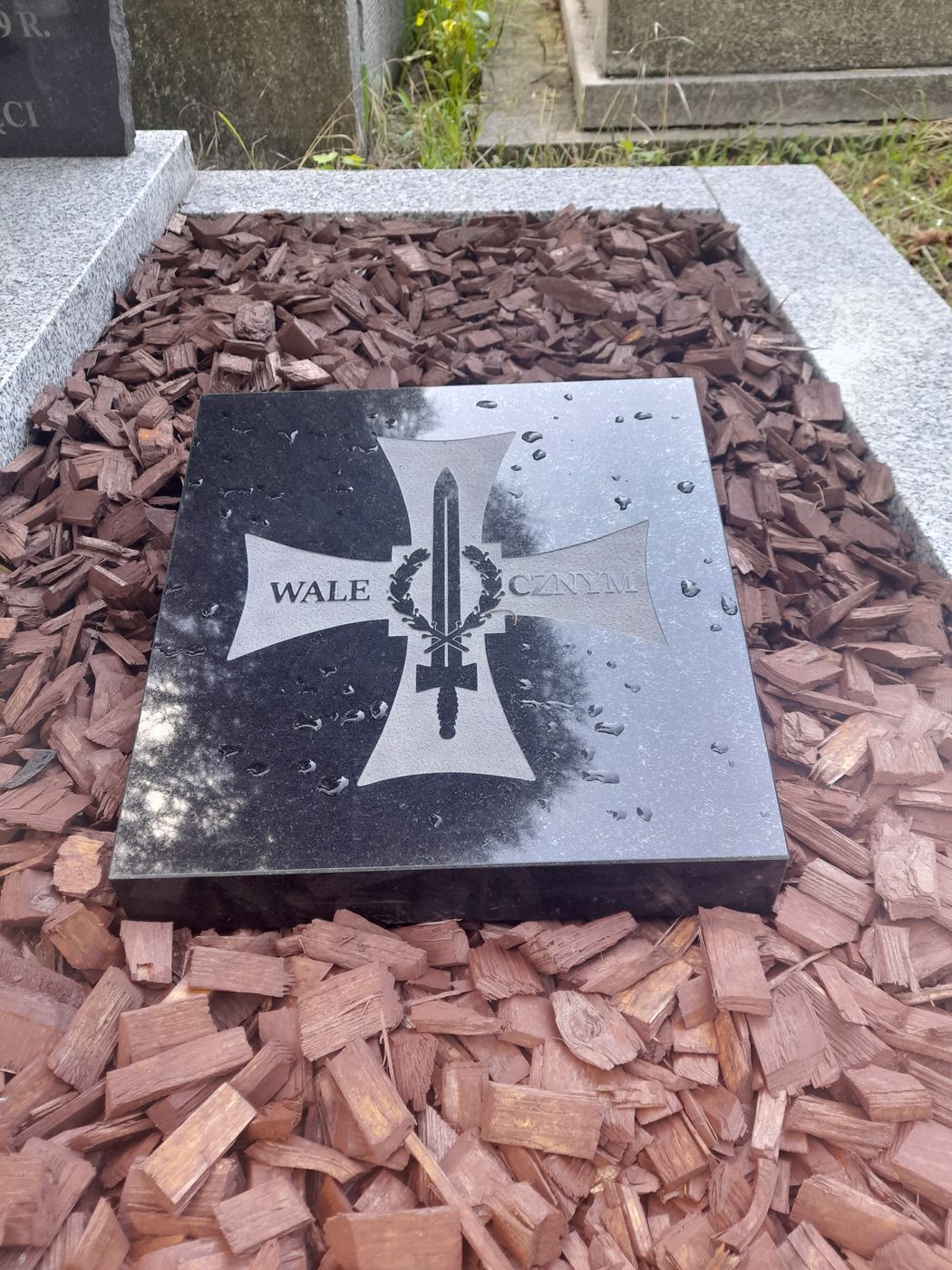 Grób po remoncie. Fot. IPN