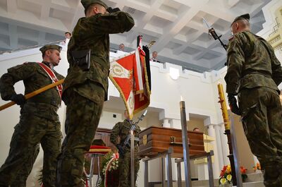 Wadowice. Uroczystości pogrzebowe Mariana Misiaka, Żołnierza Wyklętego. Fot. Janusz Ślęzak (IPN)