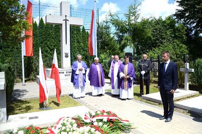 Wadowice. Uroczystości pogrzebowe Mariana Misiaka, Żołnierza Wyklętego. Fot. Janusz Ślęzak (IPN)