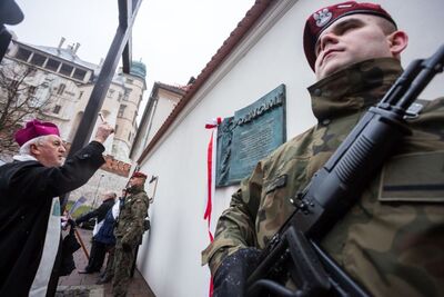 Odsłonięcie tablicy upamiętniającej ofiary operacji polskiej NKWD – Kraków, 8 stycznia 2018. Fot. Sławomir Kasper #15