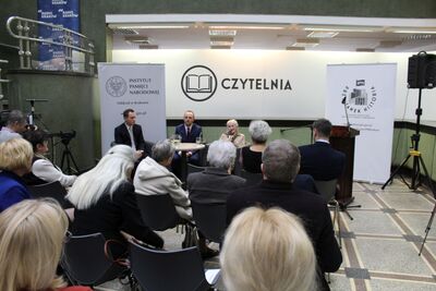 Wernisaż wystawy Arkadiusza Szlachetki „Dzielne Kobiety z Neubrandenburga”. Przystanek Historia w Krakowie