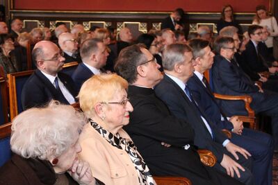 W Collegium Novum odsłonięto tablicę upamiętniającą tajne nauczanie na UJ