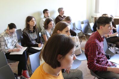 Warsztaty dla młodzieży „Nagraj dziadka komórką” z udziałem mjr. Janusza Kamockiego ps. „Mamut”