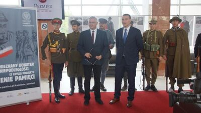 Krakowska gala projektu edukacyjnego „Kamienie Pamięci. Nieznany bohater niepodległości”