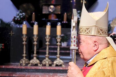 Odsłonięcie tablicy pamięci mieszkańców Ziemi Oświęcimskiej, walczących o wolność i niepodległość