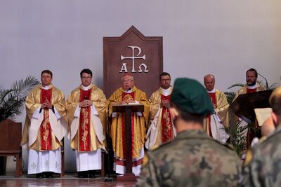 Odsłonięcie tablicy pamięci mieszkańców Ziemi Oświęcimskiej, walczących o wolność i niepodległość