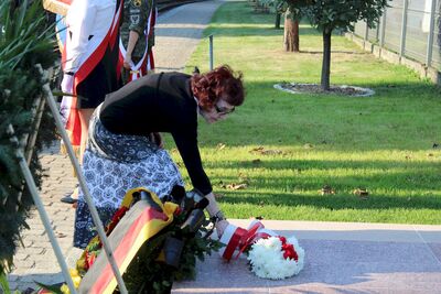 Odsłonięcie pomnika rtm. Witolda Pileckiego w Oświęcimiu