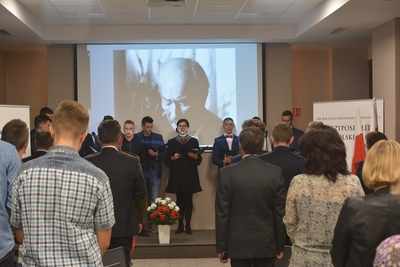 Uczniowie i absolwenci „Elektryka” uczcili setną rocznicę odzyskania niepodległości, czytając wybrane przemówienia „ojców polskiej niepodległości” – Kielce, 18 października 2018.