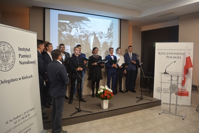 Uczniowie i absolwenci „Elektryka” uczcili setną rocznicę odzyskania niepodległości, czytając wybrane przemówienia „ojców polskiej niepodległości” – Kielce, 18 października 2018.