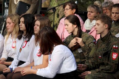 W Kłaju pod Krakowem odsłonięto pomnik poległych i pomordowanych za Ojczyznę