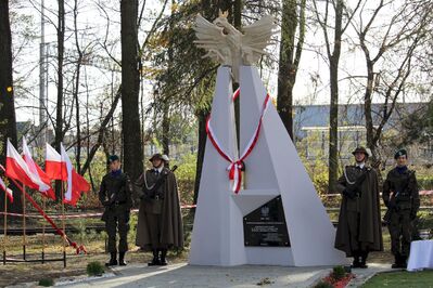 W Kłaju pod Krakowem odsłonięto pomnik poległych i pomordowanych za Ojczyznę