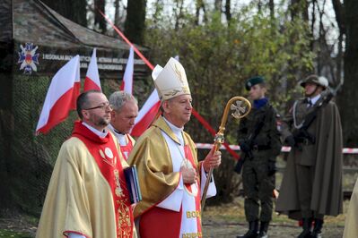 W Kłaju pod Krakowem odsłonięto pomnik poległych i pomordowanych za Ojczyznę