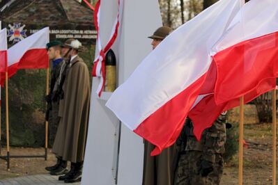 W Kłaju pod Krakowem odsłonięto pomnik poległych i pomordowanych za Ojczyznę