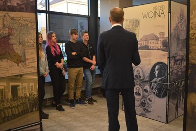 Wernisaż wystawy „Ziemia Świętokrzyska: Droga do Niepodległości 1914-1918”