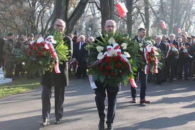 W Krakowie odsłonięto popiersia sześciu Ojców Niepodległości