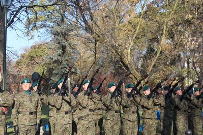 W Krakowie odsłonięto popiersia sześciu Ojców Niepodległości