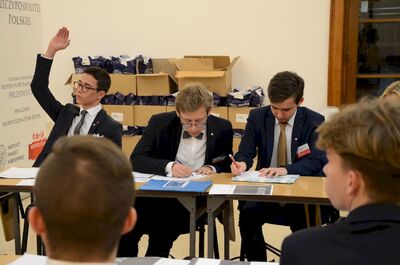 Drużyna I LO z Ostrzeszowa wygrała krakowski Turniej Debat Historycznych