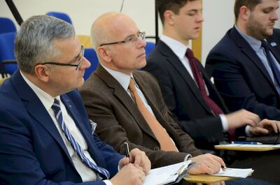 Drużyna I LO z Ostrzeszowa wygrała krakowski Turniej Debat Historycznych