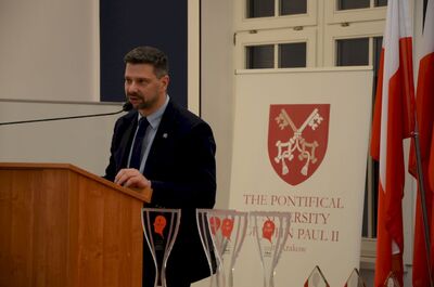 Drużyna I LO z Ostrzeszowa wygrała krakowski Turniej Debat Historycznych