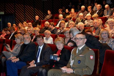 Spektakl „Raport z marzenia o Polsce” w Kielcach