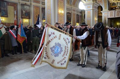 24 marca 2019 r. w Osielcu odsłonięto pomnik mjr. Zygmunta Szendzielarza „Łupaszki”