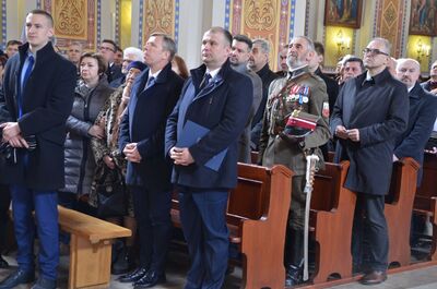 24 marca 2019 r. w Osielcu odsłonięto pomnik mjr. Zygmunta Szendzielarza „Łupaszki”