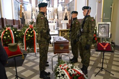 W Krakowie odbyły się uroczystości pogrzebowe Stanisława Ludzi „Harnasia”