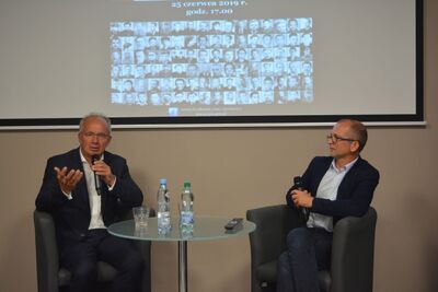 25 czerwca 2019. Spotkanie z prof. Krzysztofem Szwagrzykiem na kieleckim „Przystanku Historia”