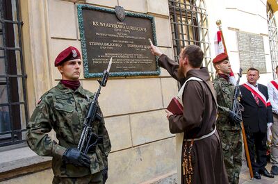 Kraków, 14 września 2019. Odsłonięcie tablicy pamięci ks. Władysława Gurgacza oraz Stefana Balickiego i Stanisława Szajny