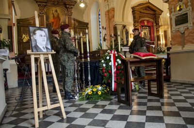 Uroczystości pogrzebowe Władysława Nowaka „Groźnego”, partyzanta powojennego podziemia niepodległościowego – Kraków, 28 października 2019