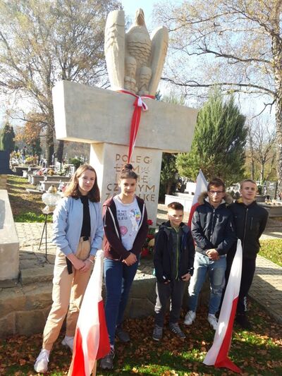 Uczniowie Szkoły Podstawowej w Zawadce