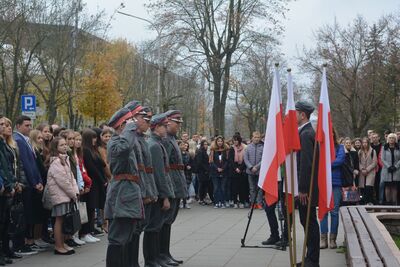 8 listopada 2019 r. w Kielcach odsłonięto mural z wizerunkiem Józefa Piłsudskiego