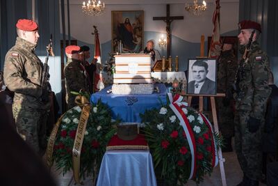 Pogrzeb Mikołaja Mazura „Paska”, żołnierza podziemia niepodległościowego – Bochnia, 21 listopada 2019