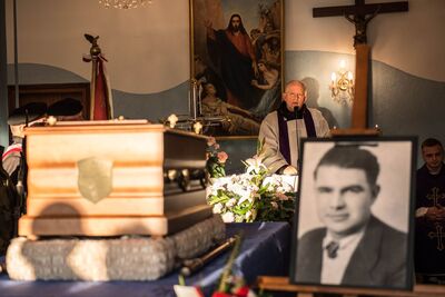 Pogrzeb Mikołaja Mazura „Paska”, żołnierza podziemia niepodległościowego – Bochnia, 21 listopada 2019
